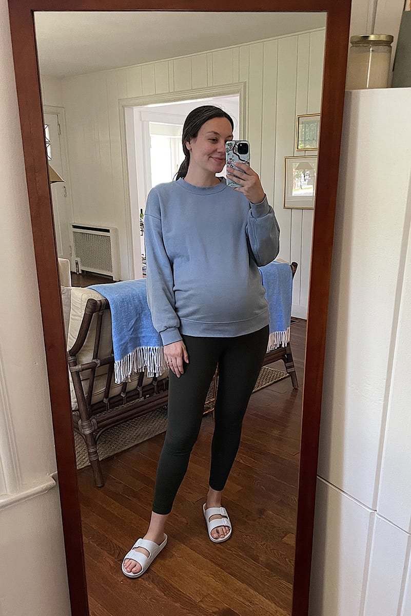 sweatshirt and leggings outfit